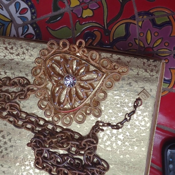 Beautiful Oscar de la Renta pendant heart-shaped,All Products : American Fashion Style Bags On Sale